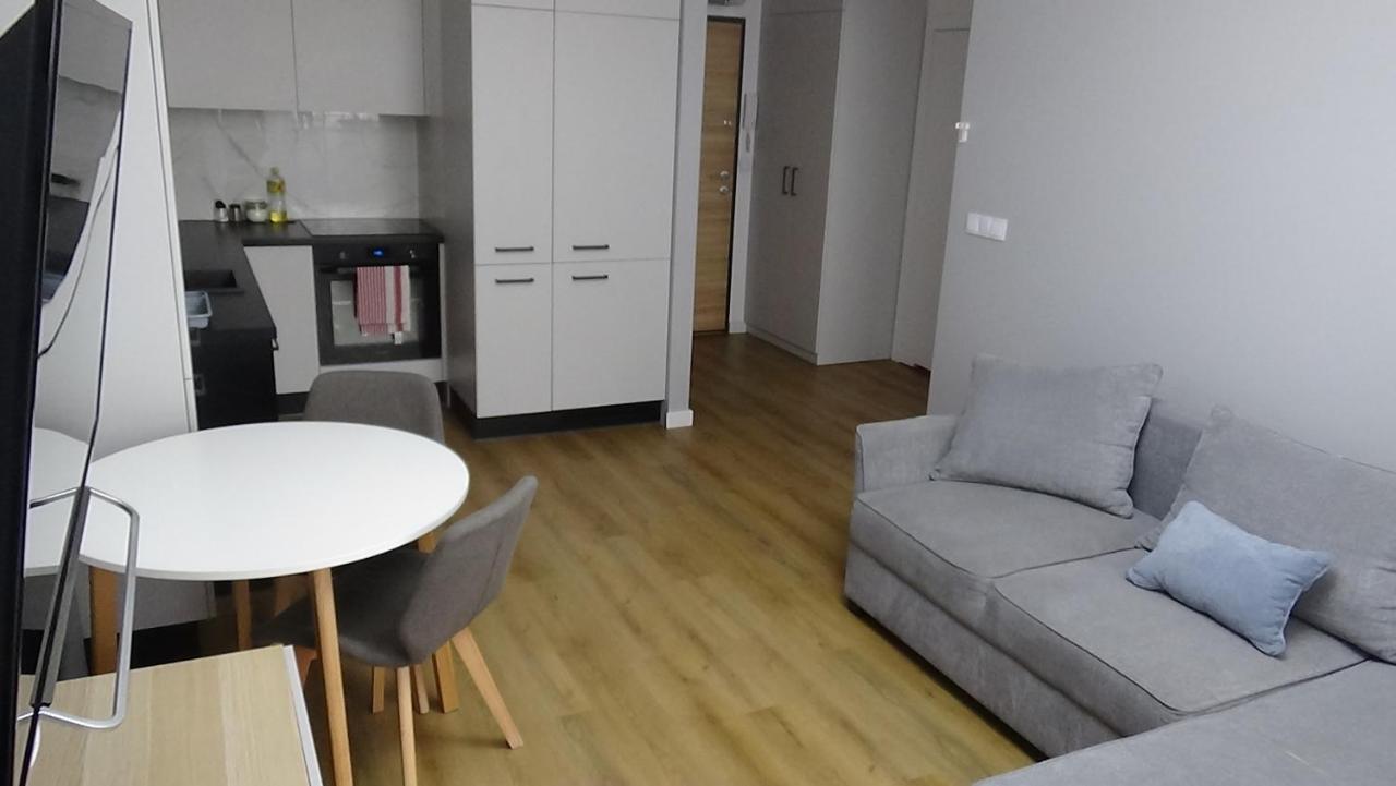 Esperion 7 Days Apartamento Varsóvia Exterior foto